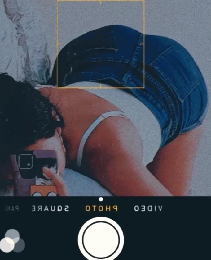Lauren, 36