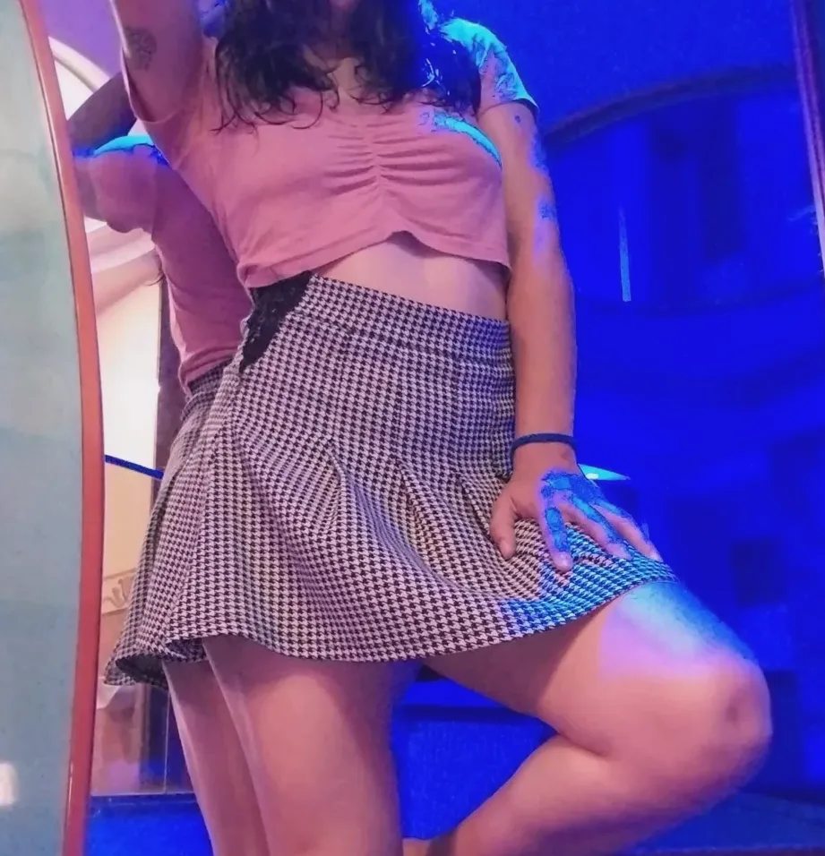 Miranda, 35